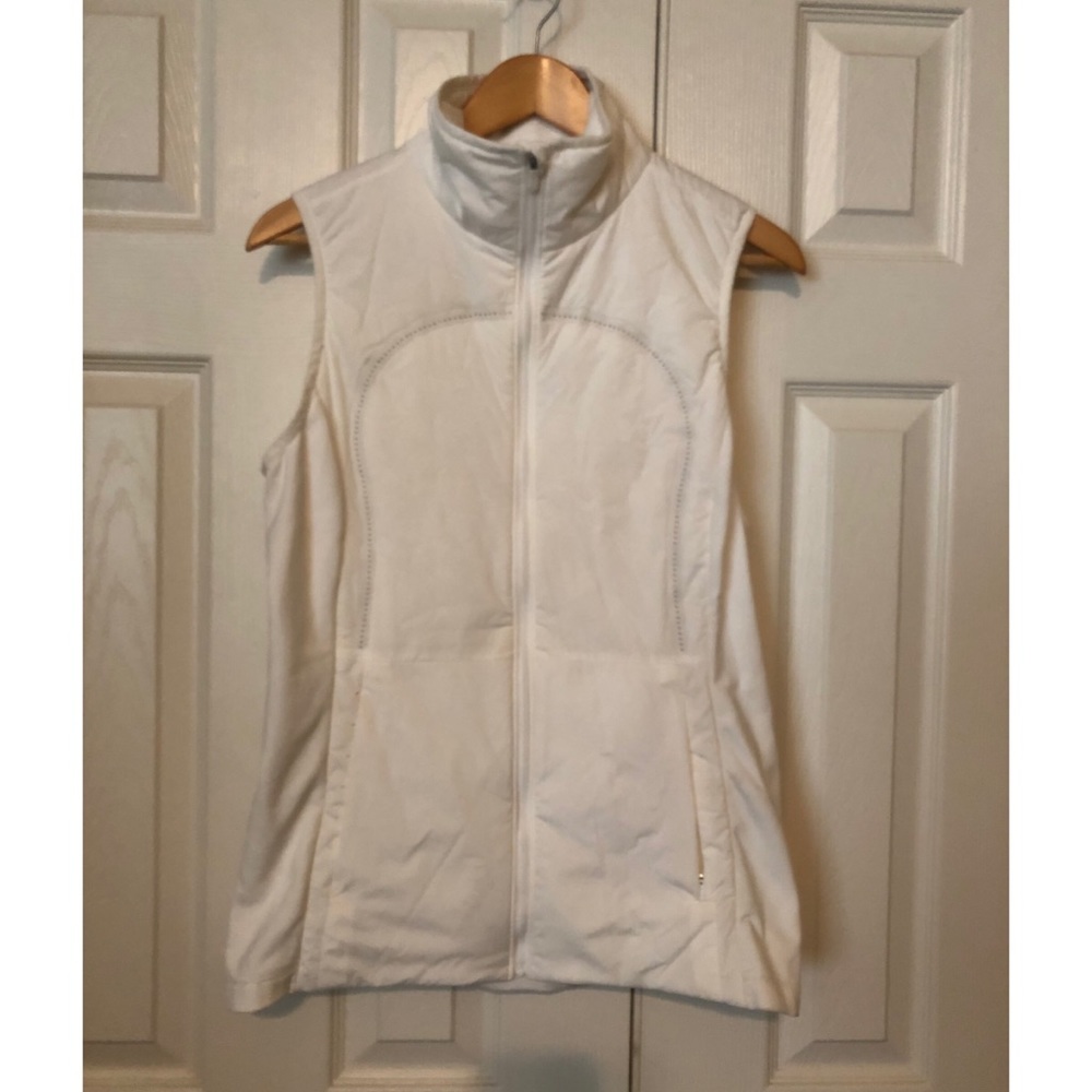 Lululemon ladies white vest